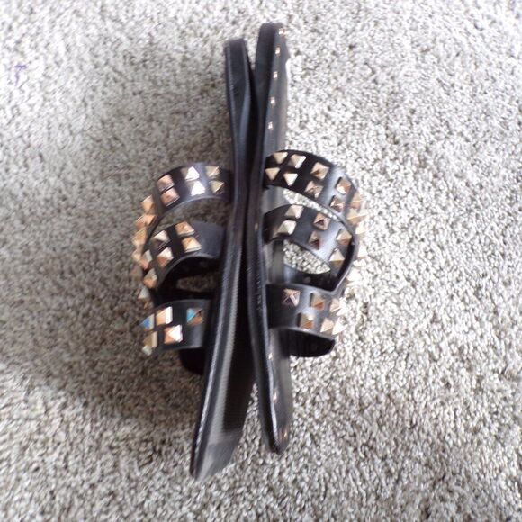 NWOT Cape Robbin studded slides 10 - Picture 8 of 8